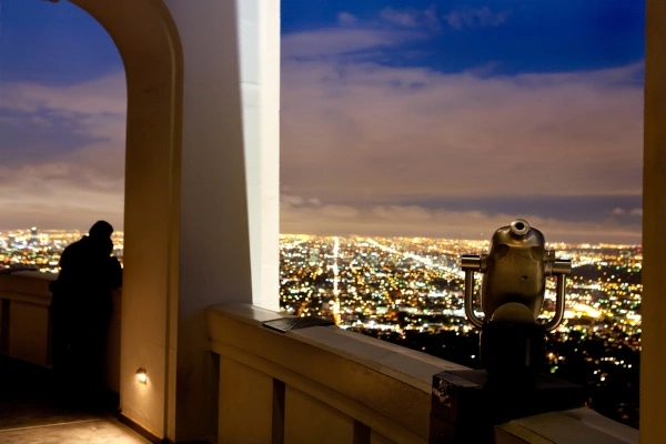 Couple on a first date at the Griffith Observatory, Los Angeles