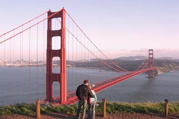 Couple on first date overlooking the Golden Gate Bridge