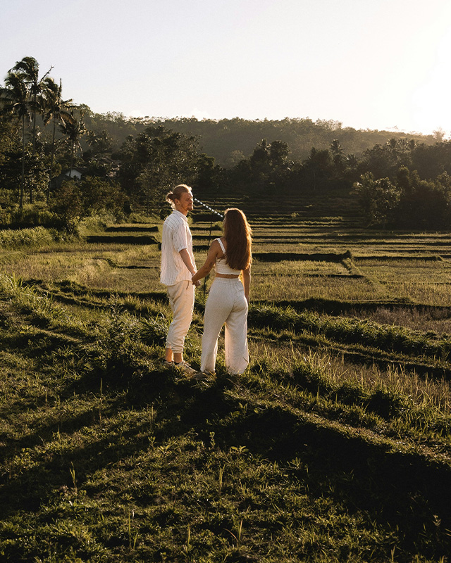 Couple dressed in white